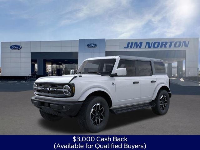 2026 Ford Bronco Outer Banks in Oxford White — front three-quarter view