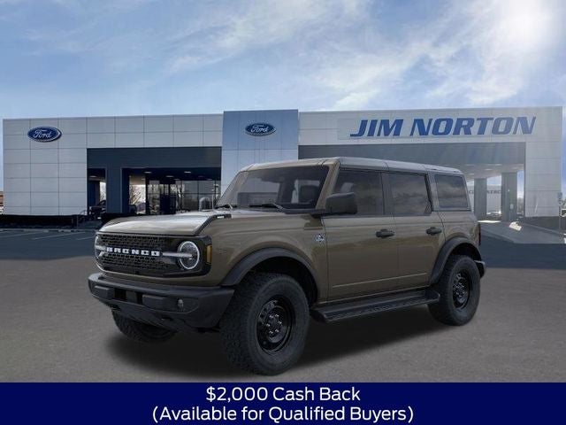 2026 Ford Bronco Outer Banks in Gray — front three-quarter view