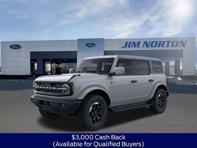 2026 Ford Bronco Outer Banks in Avalanche — front three-quarter view